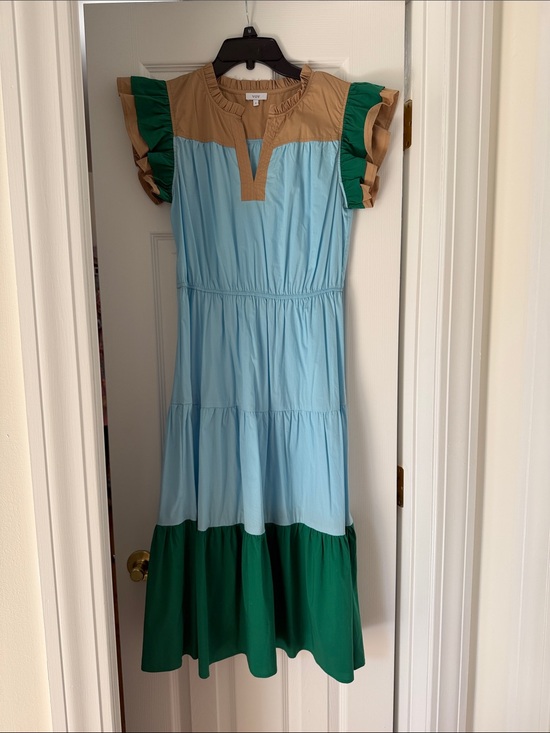 Avara Dresses & Skirts - Women’s Colorblock Ruffle Sleeve Dress - Blue, Green & Tan